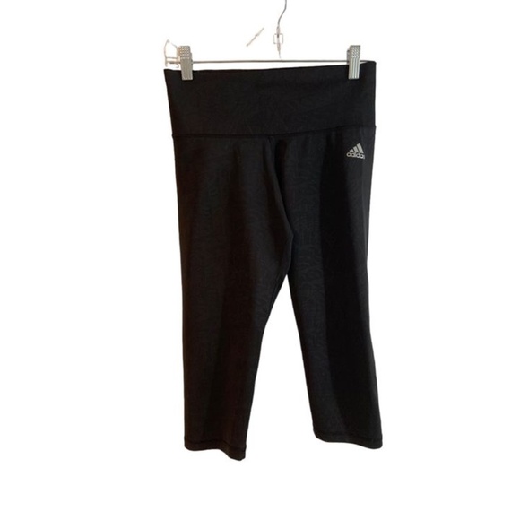 🖤ADIDAS Small Black 3/4 Capri Climate Legging🖤🆕 - Picture 9 of 10